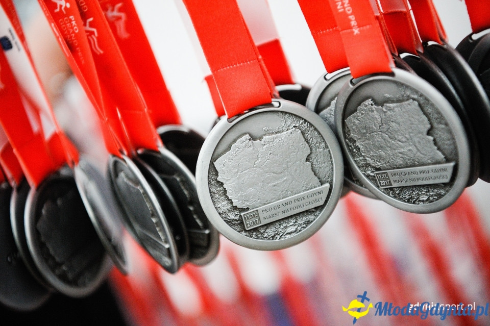 Marsz nordic walking - Bieg Niepodległości z PKO Bankiem Polskim 2017 (I)