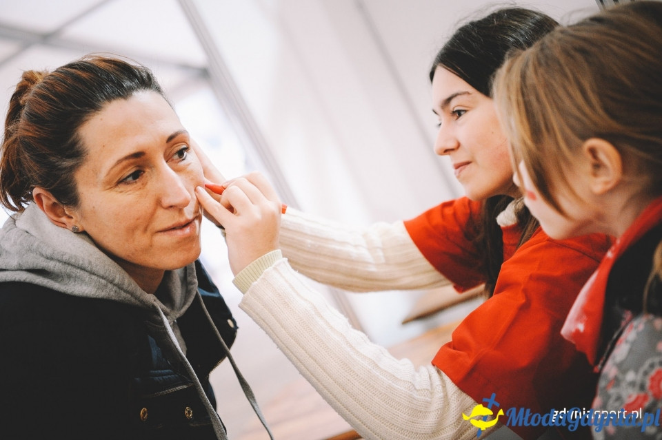 Marsz nordic walking - Bieg Niepodległości z PKO Bankiem Polskim 2017 (I)