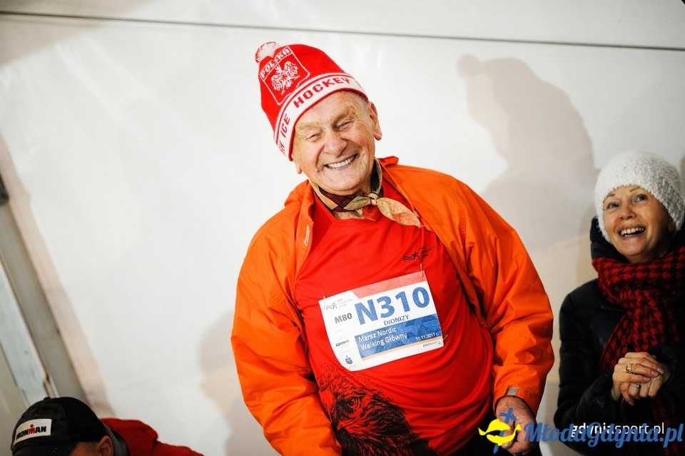 Marsz nordic walking - Bieg Niepodległości z PKO Bankiem Polskim 2017 (I)