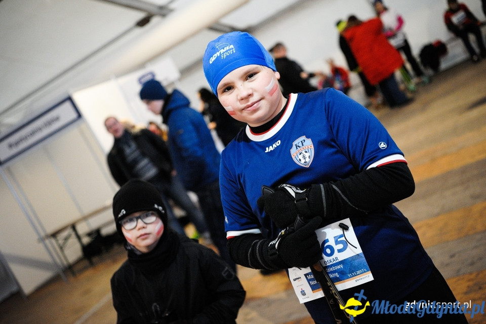 Marsz nordic walking - Bieg Niepodległości z PKO Bankiem Polskim 2017 (I)