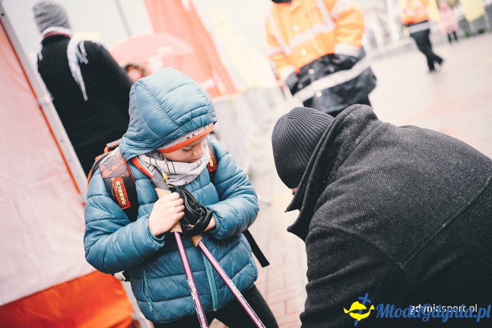 Marsz nordic walking - Bieg Niepodległości z PKO Bankiem Polskim 2017 (I)