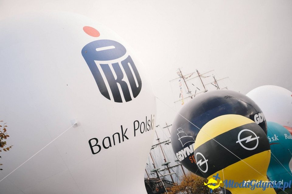 Marsz nordic walking - Bieg Niepodległości z PKO Bankiem Polskim 2017 (I)