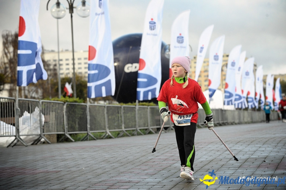Marsz nordic walking - Bieg Niepodległości z PKO Bankiem Polskim 2017 (I)