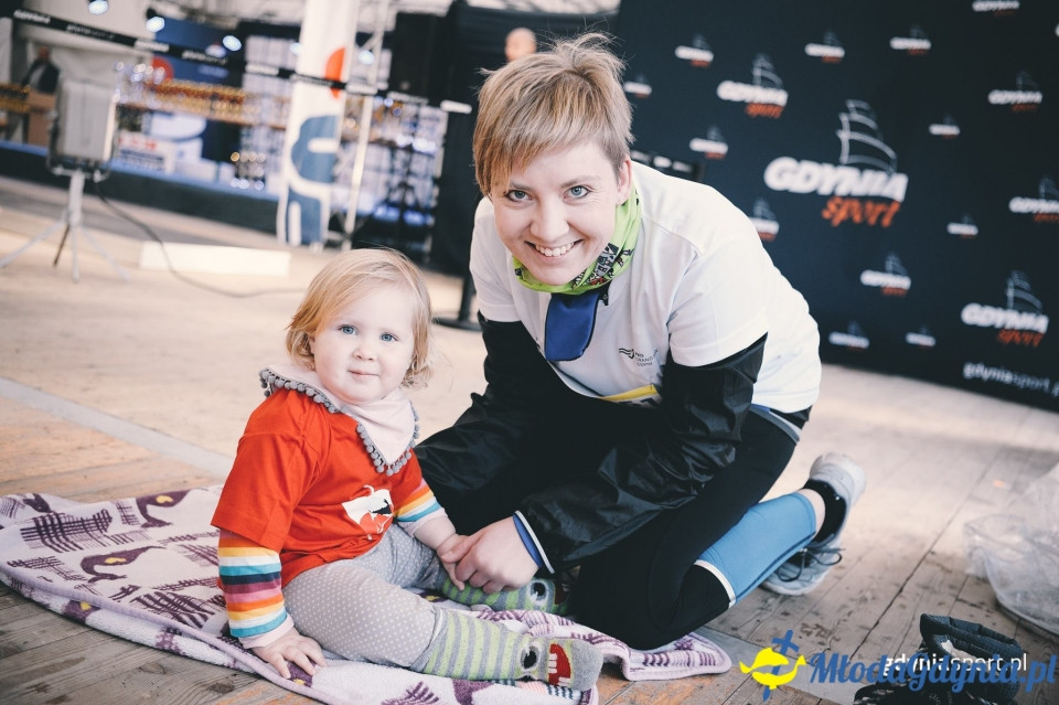 Marsz nordic walking - Bieg Niepodległości z PKO Bankiem Polskim 2017 (I)