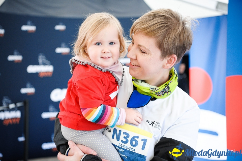 Marsz nordic walking - Bieg Niepodległości z PKO Bankiem Polskim 2017 (I)