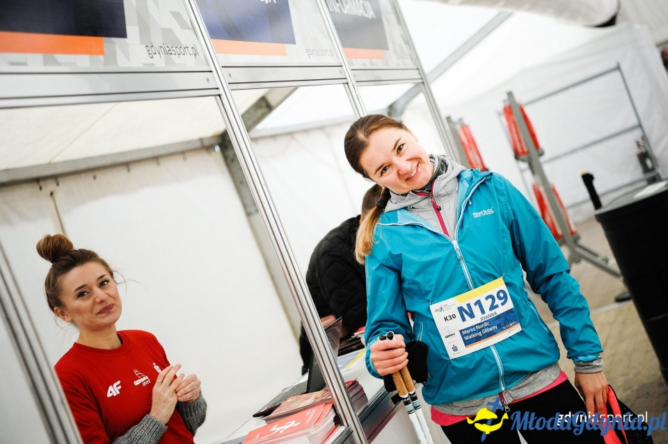 Marsz nordic walking - Bieg Niepodległości z PKO Bankiem Polskim 2017 (I)