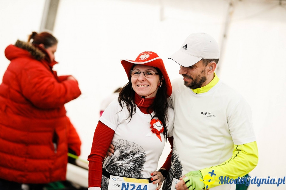 Marsz nordic walking - Bieg Niepodległości z PKO Bankiem Polskim 2017 (I)