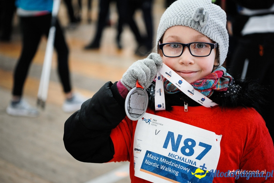 Marsz nordic walking - Bieg Niepodległości z PKO Bankiem Polskim 2017 (I)