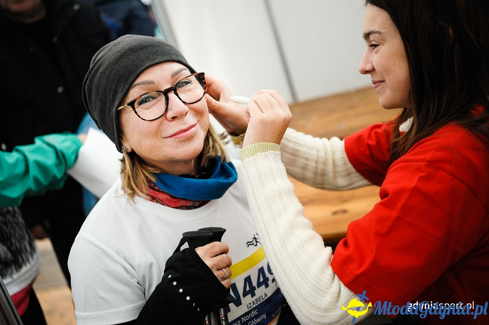 Marsz nordic walking - Bieg Niepodległości z PKO Bankiem Polskim 2017 (I)