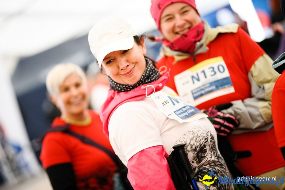 Marsz nordic walking - Bieg Niepodległości z PKO Bankiem Polskim 2017 (I)