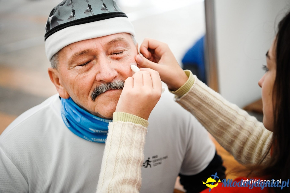 Marsz nordic walking - Bieg Niepodległości z PKO Bankiem Polskim 2017 (I)