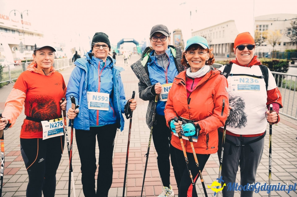 Marsz nordic walking - Bieg Niepodległości z PKO Bankiem Polskim 2017 (I)