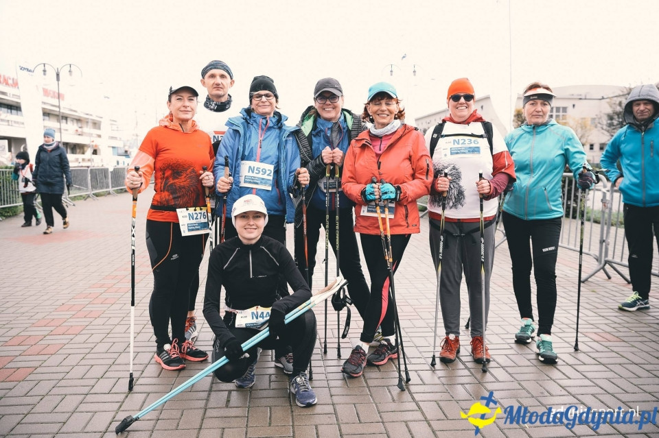 Marsz nordic walking - Bieg Niepodległości z PKO Bankiem Polskim 2017 (I)