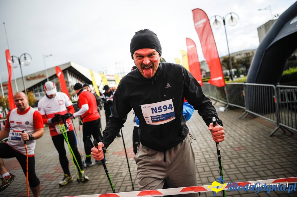 Marsz nordic walking - Bieg Niepodległości z PKO Bankiem Polskim 2017 (I)
