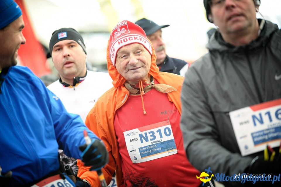 Marsz nordic walking - Bieg Niepodległości z PKO Bankiem Polskim 2017 (I)