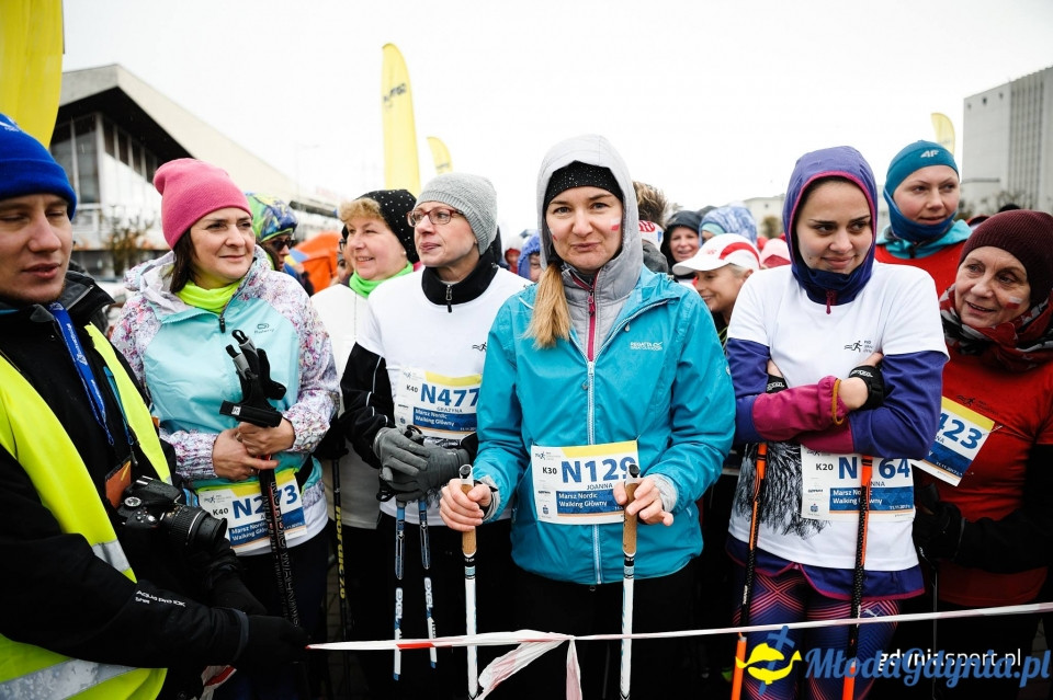 Marsz nordic walking - Bieg Niepodległości z PKO Bankiem Polskim 2017 (I)