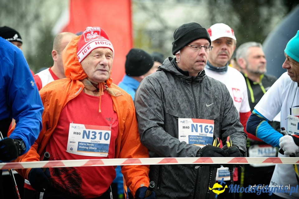 Marsz nordic walking - Bieg Niepodległości z PKO Bankiem Polskim 2017 (I)