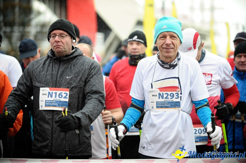 Marsz nordic walking - Bieg Niepodległości z PKO Bankiem Polskim 2017 (I)