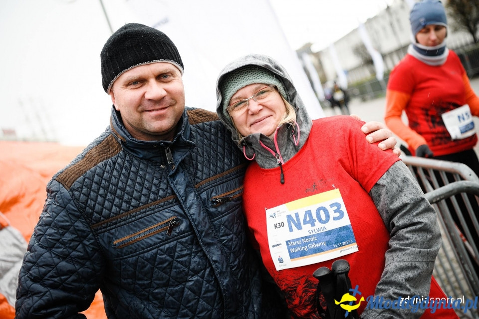 Marsz nordic walking - Bieg Niepodległości z PKO Bankiem Polskim 2017 (I)