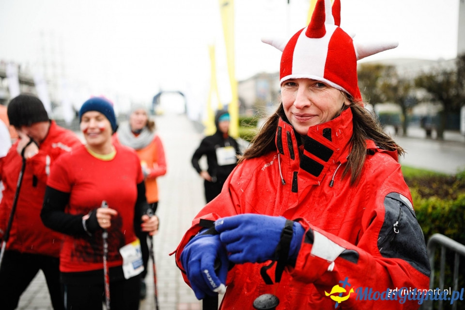 Marsz nordic walking - Bieg Niepodległości z PKO Bankiem Polskim 2017 (I)