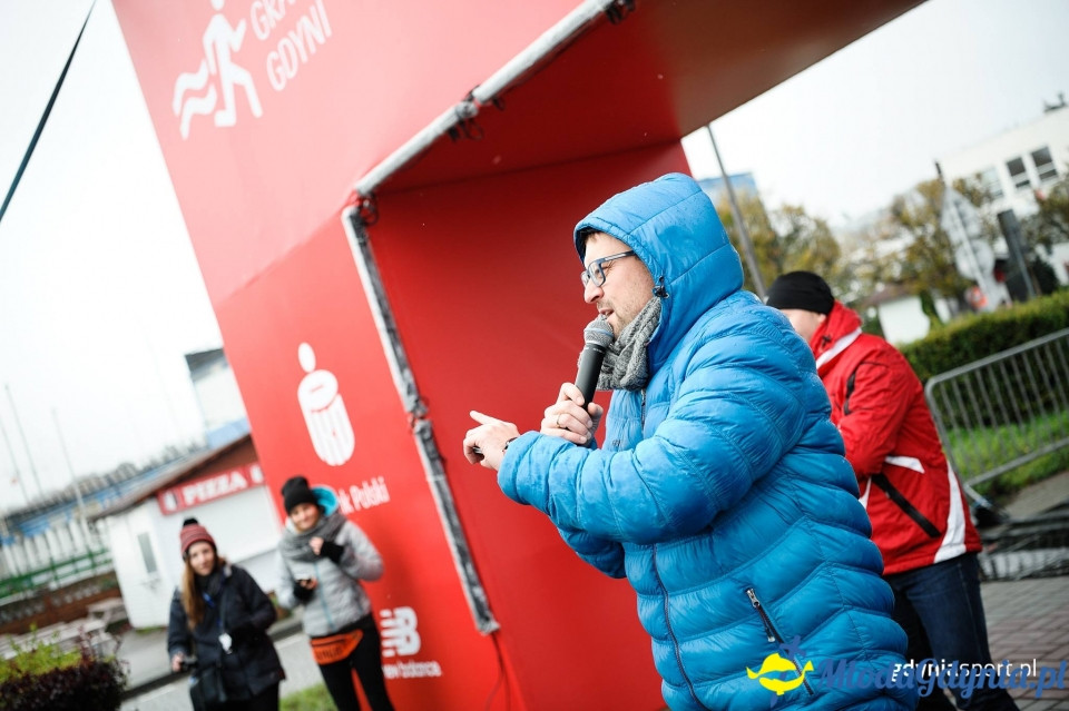Marsz nordic walking - Bieg Niepodległości z PKO Bankiem Polskim 2017 (I)