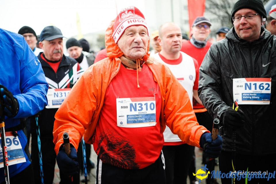 Marsz nordic walking - Bieg Niepodległości z PKO Bankiem Polskim 2017 (I)