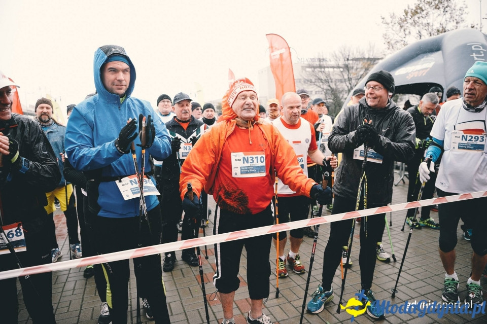 Marsz nordic walking - Bieg Niepodległości z PKO Bankiem Polskim 2017 (I)