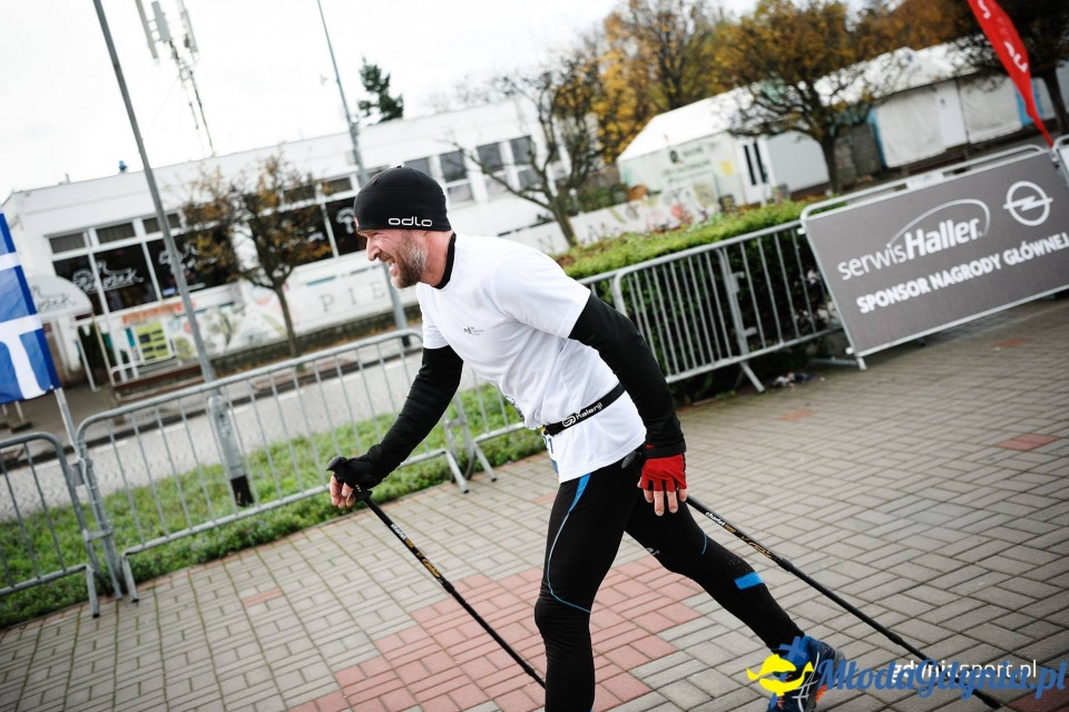 Marsz nordic walking - Bieg Niepodległości z PKO Bankiem Polskim 2017 (II)