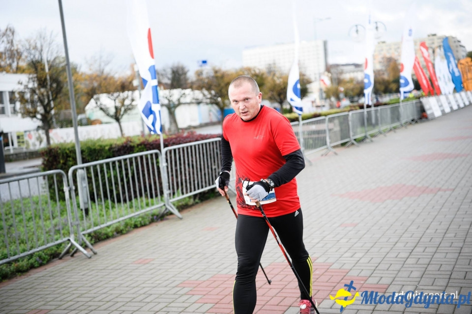 Marsz nordic walking - Bieg Niepodległości z PKO Bankiem Polskim 2017 (II)