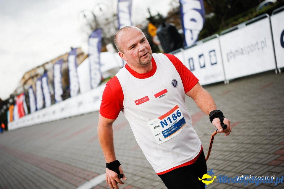 Marsz nordic walking - Bieg Niepodległości z PKO Bankiem Polskim 2017 (II)
