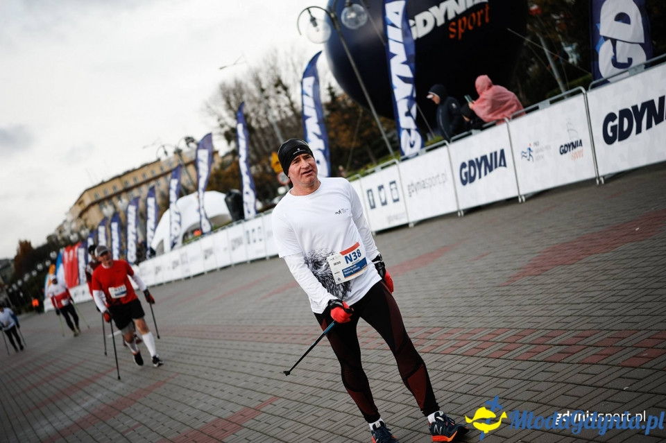 Marsz nordic walking - Bieg Niepodległości z PKO Bankiem Polskim 2017 (II)