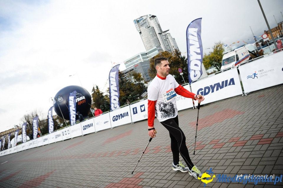 Marsz nordic walking - Bieg Niepodległości z PKO Bankiem Polskim 2017 (II)