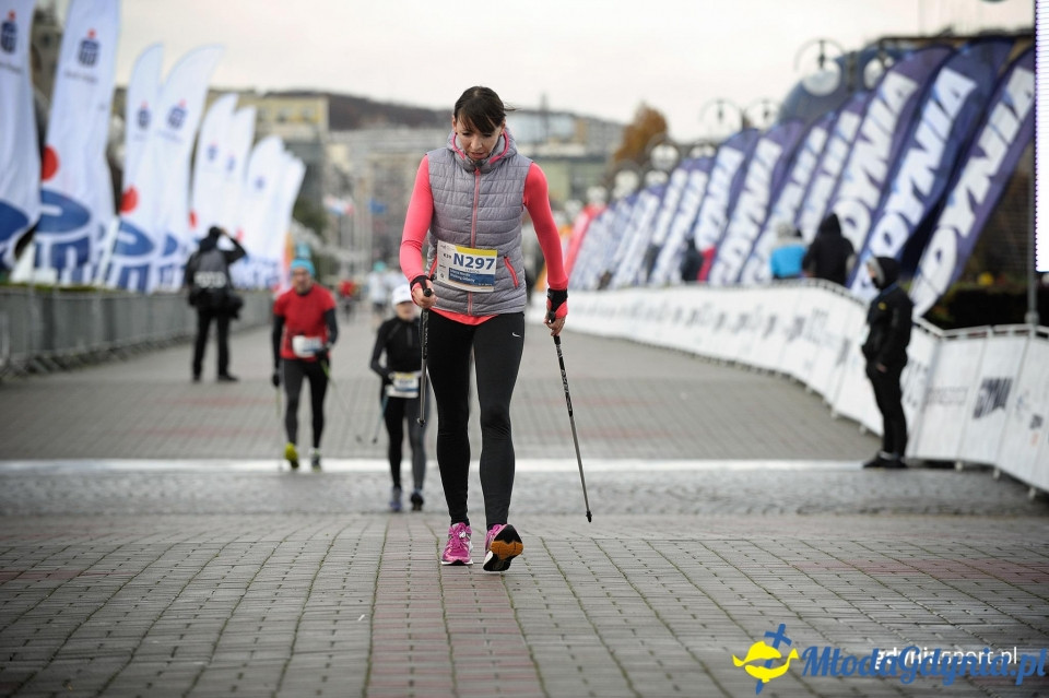 Marsz nordic walking - Bieg Niepodległości z PKO Bankiem Polskim 2017 (II)