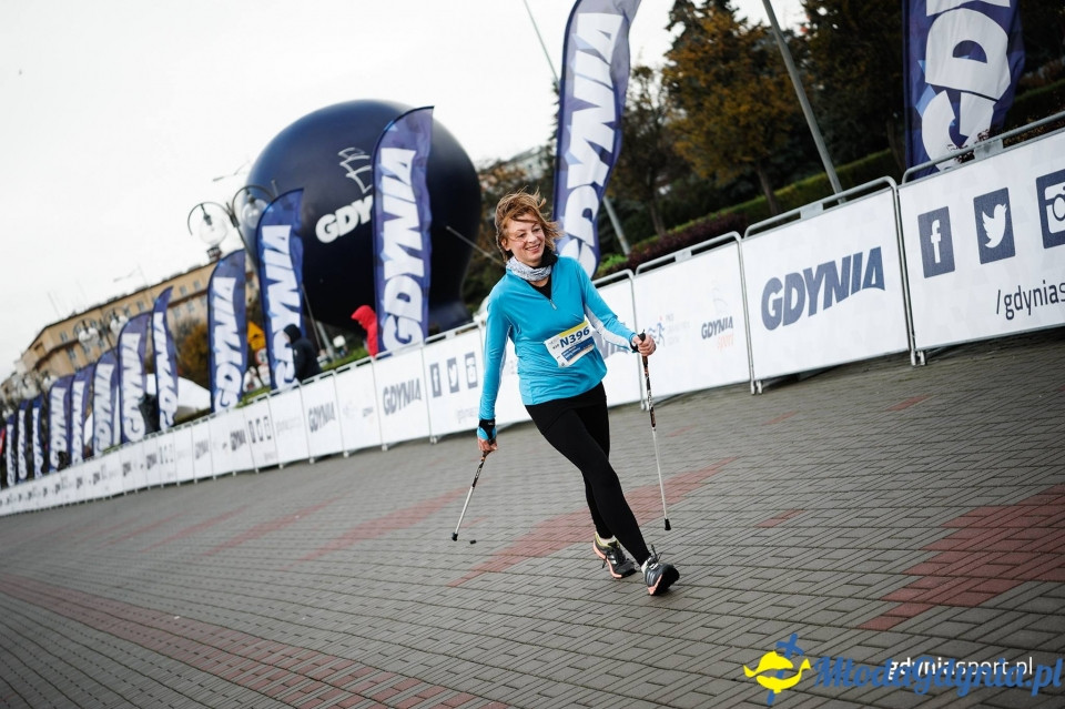Marsz nordic walking - Bieg Niepodległości z PKO Bankiem Polskim 2017 (II)