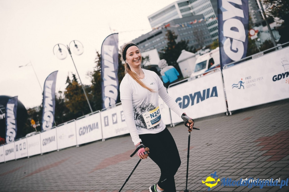 Marsz nordic walking - Bieg Niepodległości z PKO Bankiem Polskim 2017 (II)