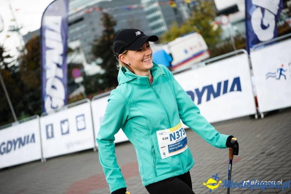 Marsz nordic walking - Bieg Niepodległości z PKO Bankiem Polskim 2017 (II)