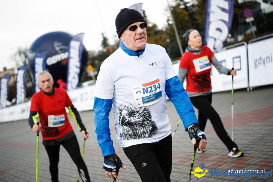 Marsz nordic walking - Bieg Niepodległości z PKO Bankiem Polskim 2017 (II)