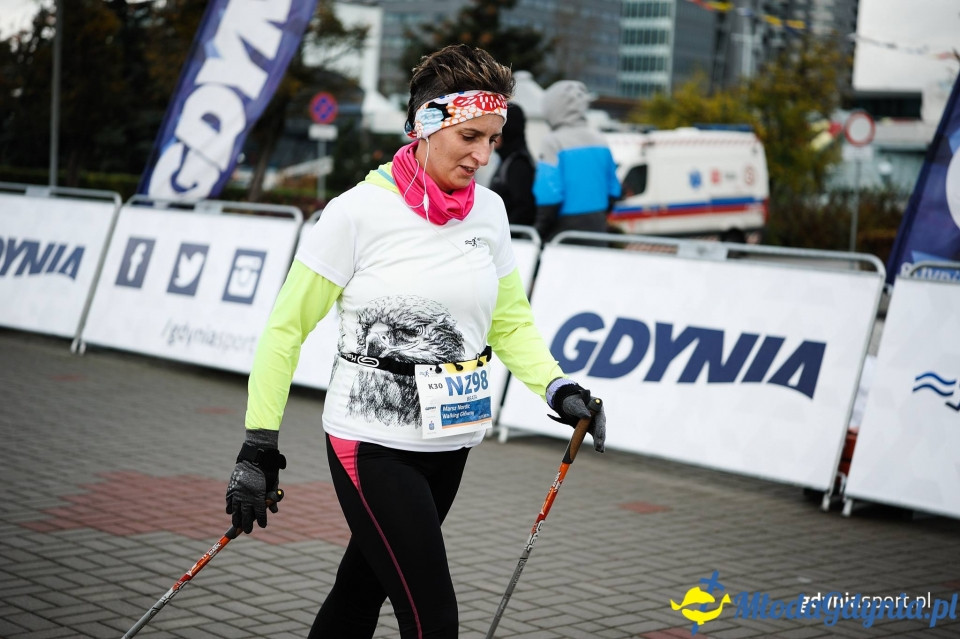 Marsz nordic walking - Bieg Niepodległości z PKO Bankiem Polskim 2017 (II)