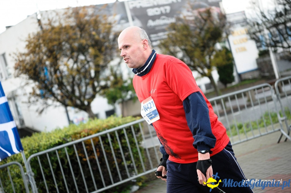 Marsz nordic walking - Bieg Niepodległości z PKO Bankiem Polskim 2017 (II)