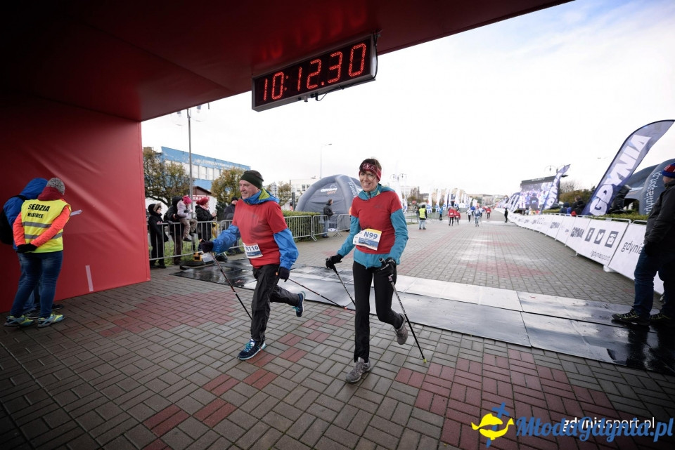 Marsz nordic walking - Bieg Niepodległości z PKO Bankiem Polskim 2017 (II)