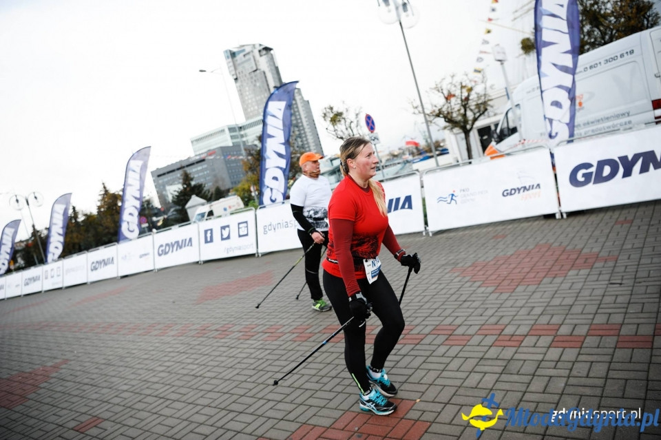 Marsz nordic walking - Bieg Niepodległości z PKO Bankiem Polskim 2017 (II)