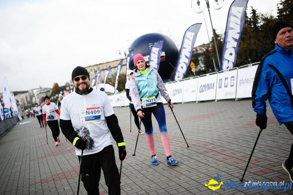 Marsz nordic walking - Bieg Niepodległości z PKO Bankiem Polskim 2017 (II)