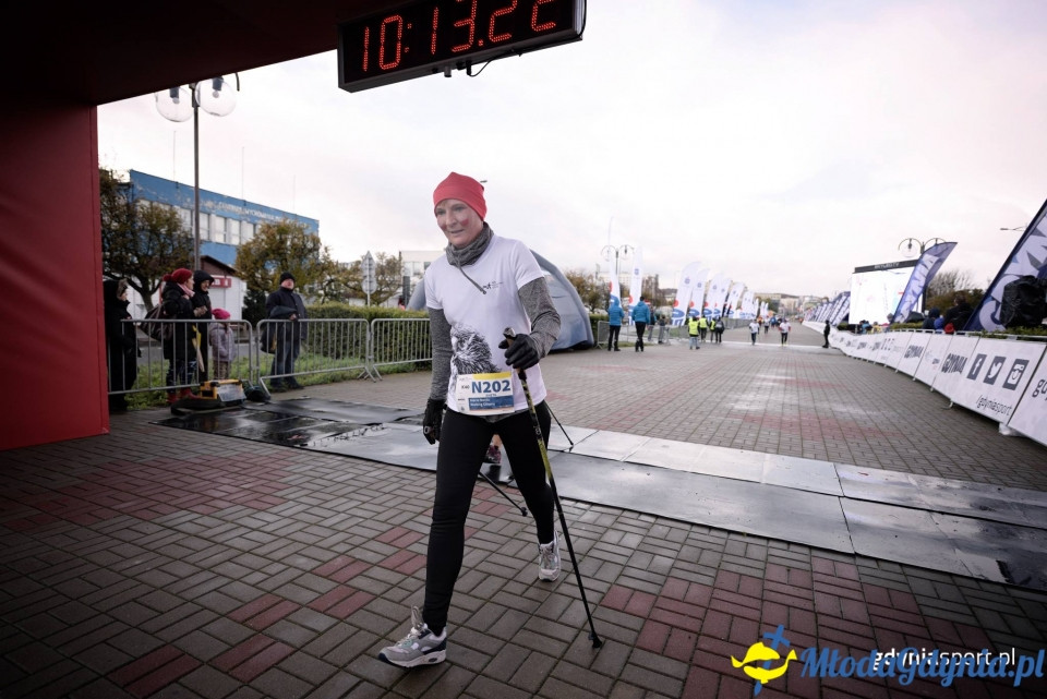 Marsz nordic walking - Bieg Niepodległości z PKO Bankiem Polskim 2017 (II)