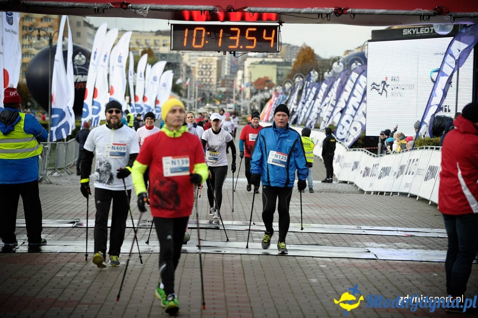 Marsz nordic walking - Bieg Niepodległości z PKO Bankiem Polskim 2017 (II)