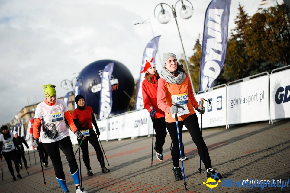 Marsz nordic walking - Bieg Niepodległości z PKO Bankiem Polskim 2017 (II)