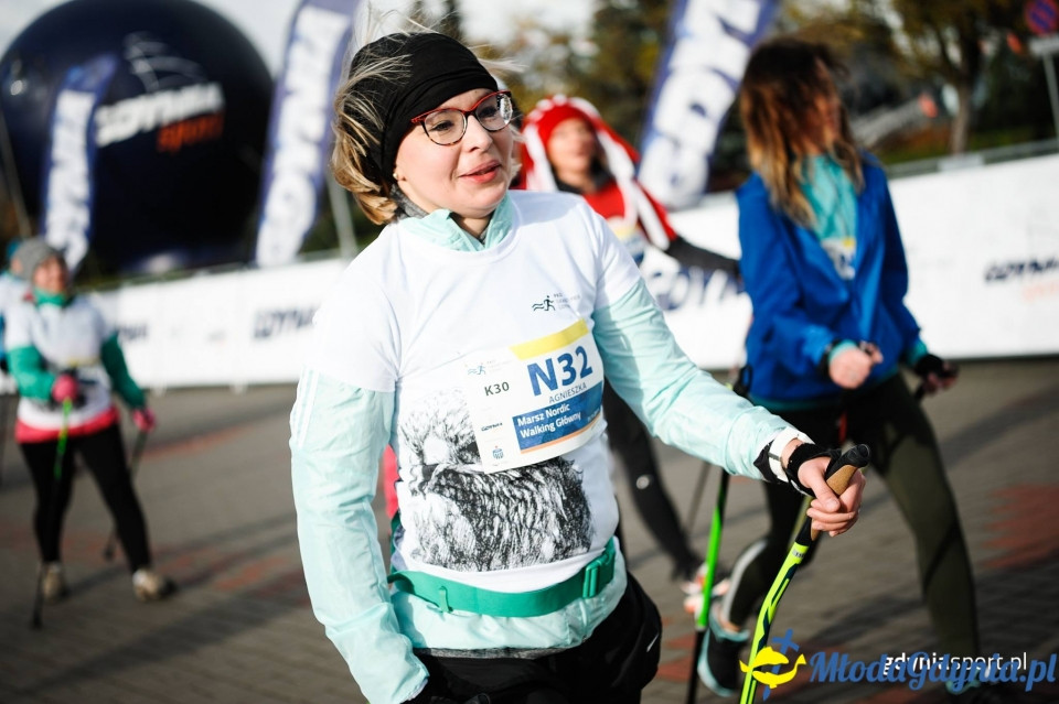 Marsz nordic walking - Bieg Niepodległości z PKO Bankiem Polskim 2017 (II)