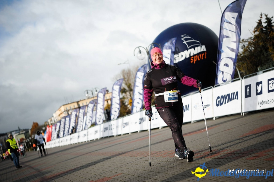 Marsz nordic walking - Bieg Niepodległości z PKO Bankiem Polskim 2017 (II)