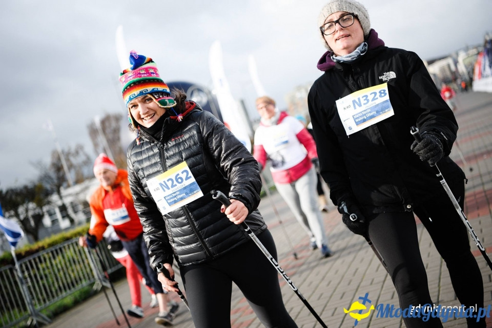 Marsz nordic walking - Bieg Niepodległości z PKO Bankiem Polskim 2017 (II)