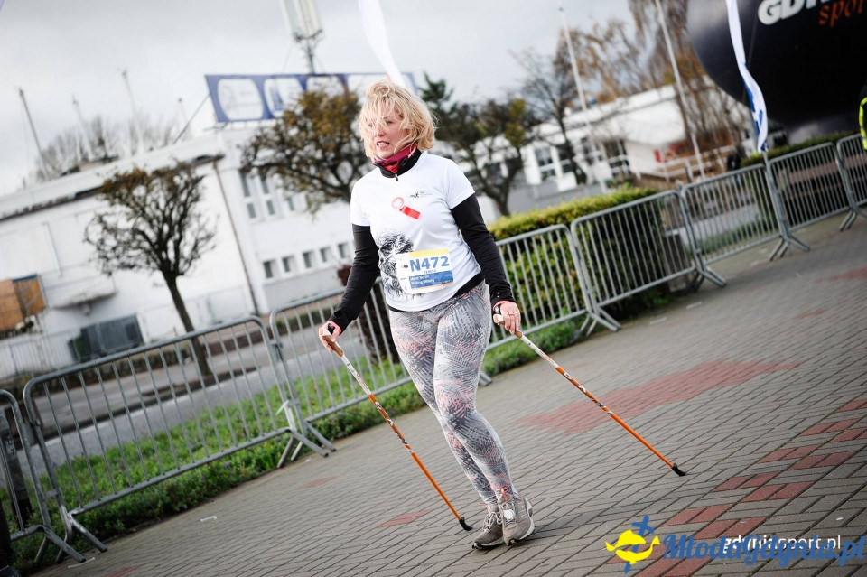 Marsz nordic walking - Bieg Niepodległości z PKO Bankiem Polskim 2017 (II)