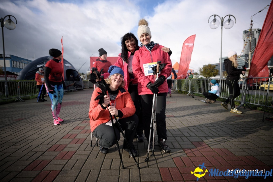 Marsz nordic walking - Bieg Niepodległości z PKO Bankiem Polskim 2017 (II)